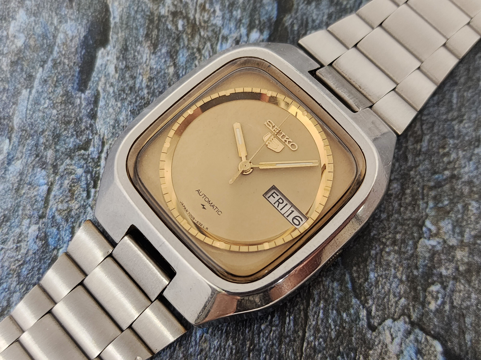 seiko day date automatic gold