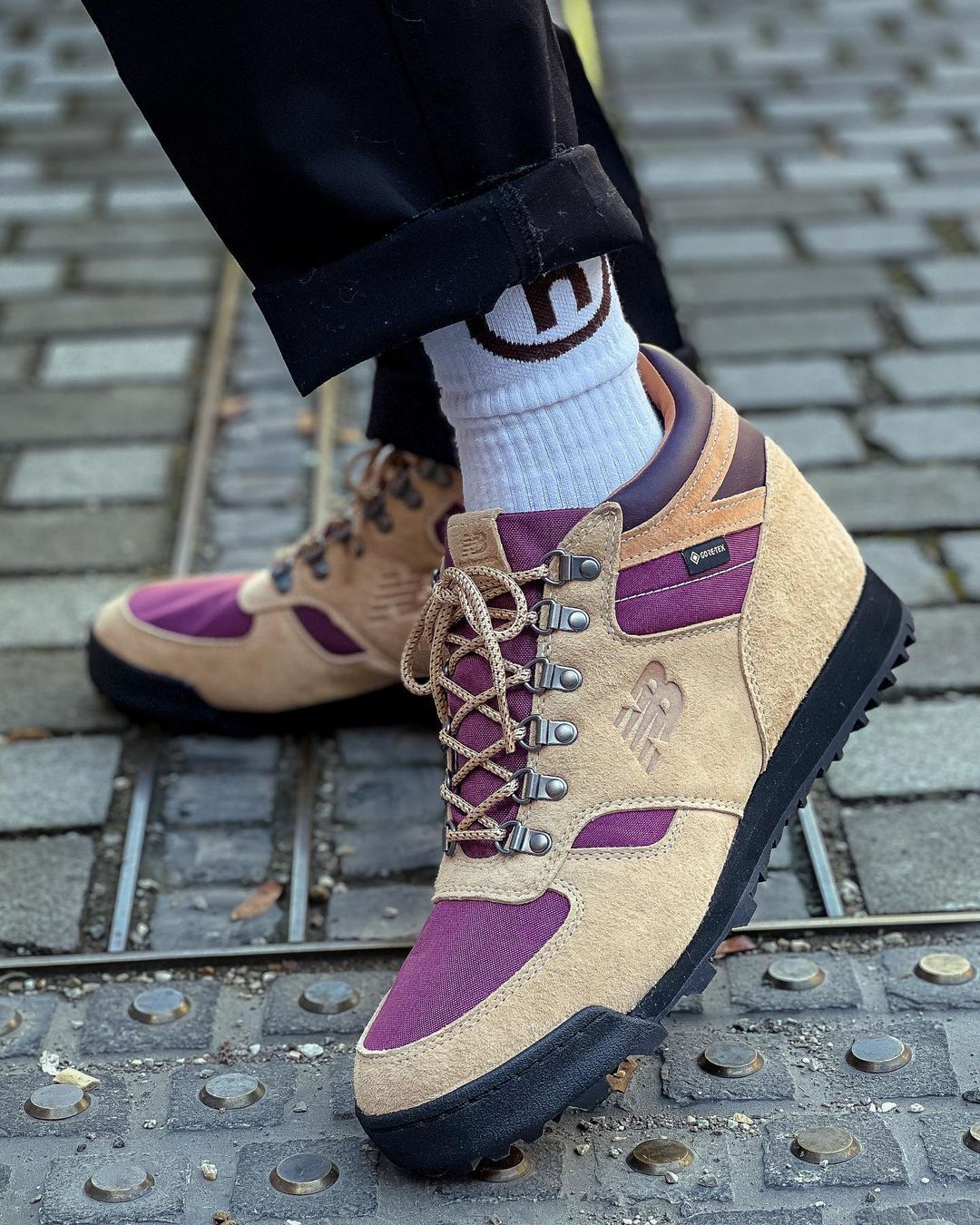 AIME LEON DORE X NEW BALANCE RAINIER - BEIGE / PURPLE