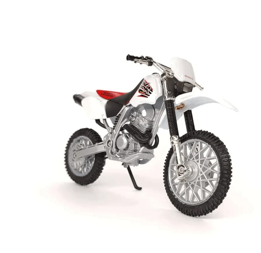 Honda XR400R White/ Red Motorcycle Model, Motormax Scale 1:18 | eBay Honda XR400R White/ Red Motorcycle Model, Motormax Scale 1:18 | eBay