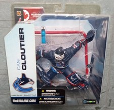McFarlane DAN CLOUTIER #35 Series  5 - Vancouver Canucks