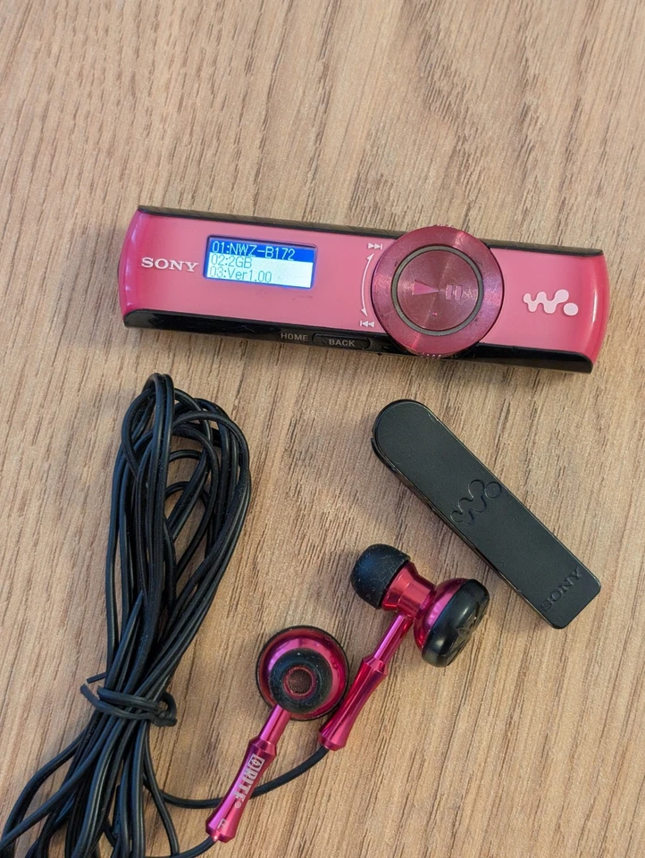 Sony NWZ-B172 Mp3 Player Pink 🩷 - 2GB Very Good Condition. With Belt Clip, 🎧 - Image 2 of 4