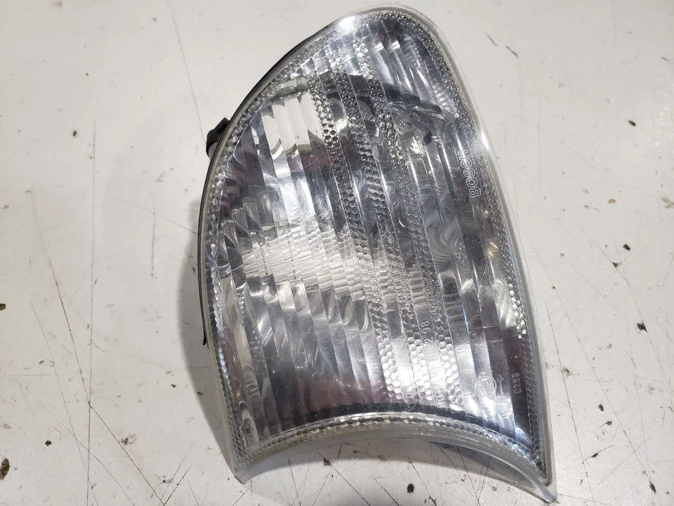BMW 325CI E46 2001 cupé - indicador de giro delantero izquierdo - se adapta a 01 OEM 6904307 Foto 2 de 4