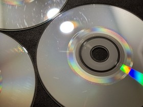 Shenmue (Dreamcast, 2000) Complete in box CIB All 4 Discs & Passport Book Tested