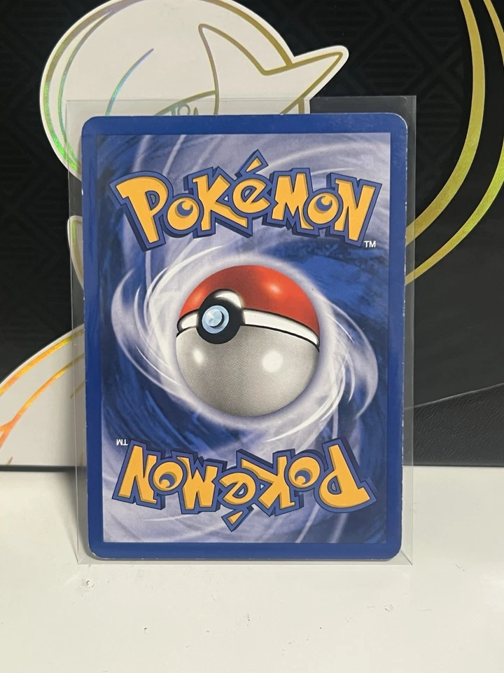 Pokémon TCG Hitmonchan Base Set 2 Holo Unlimited Rare Card 8/130 Swirl! - Image 2 of 2