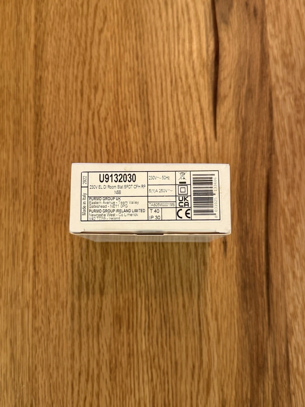 Emmeti U9132030 Electromechanical Thermostat 230V - Brand New Boxed 2