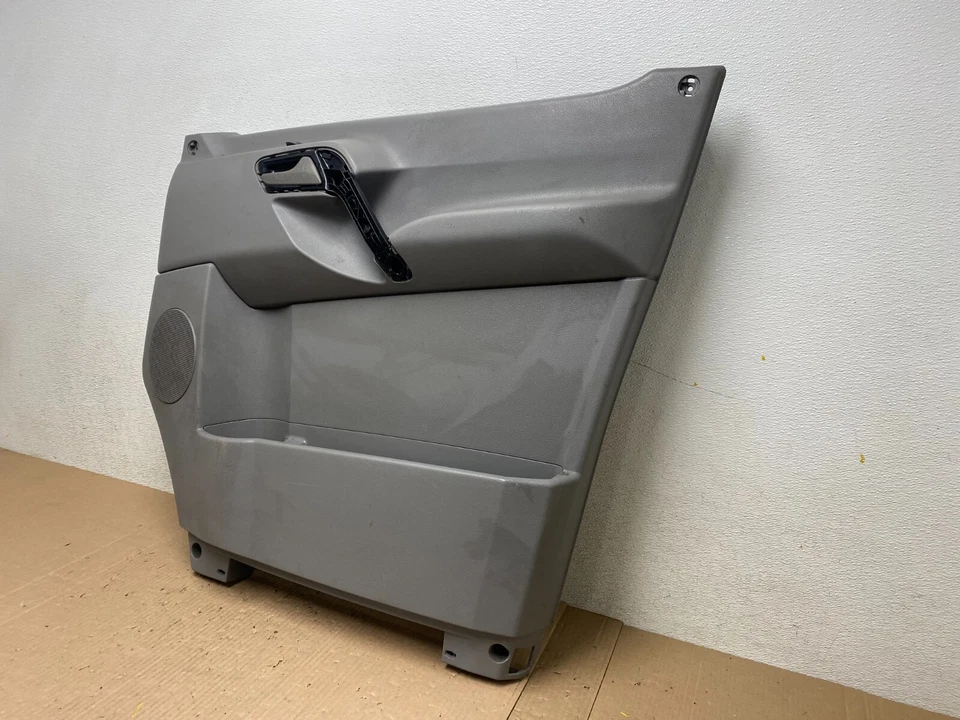 Dodge Freightliner Sprinter 2007-2012 panel puerta pasajero derecho moldura DG J8125 Foto 2 de 4