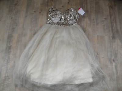 LITTLE MISTRESS Petite Tüllkleid mit Pailletten beig Abiball