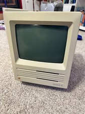 Macintosh SE M5010 1 Mbyte RAM, 2 - 800K Drives Vintage Apple Computer