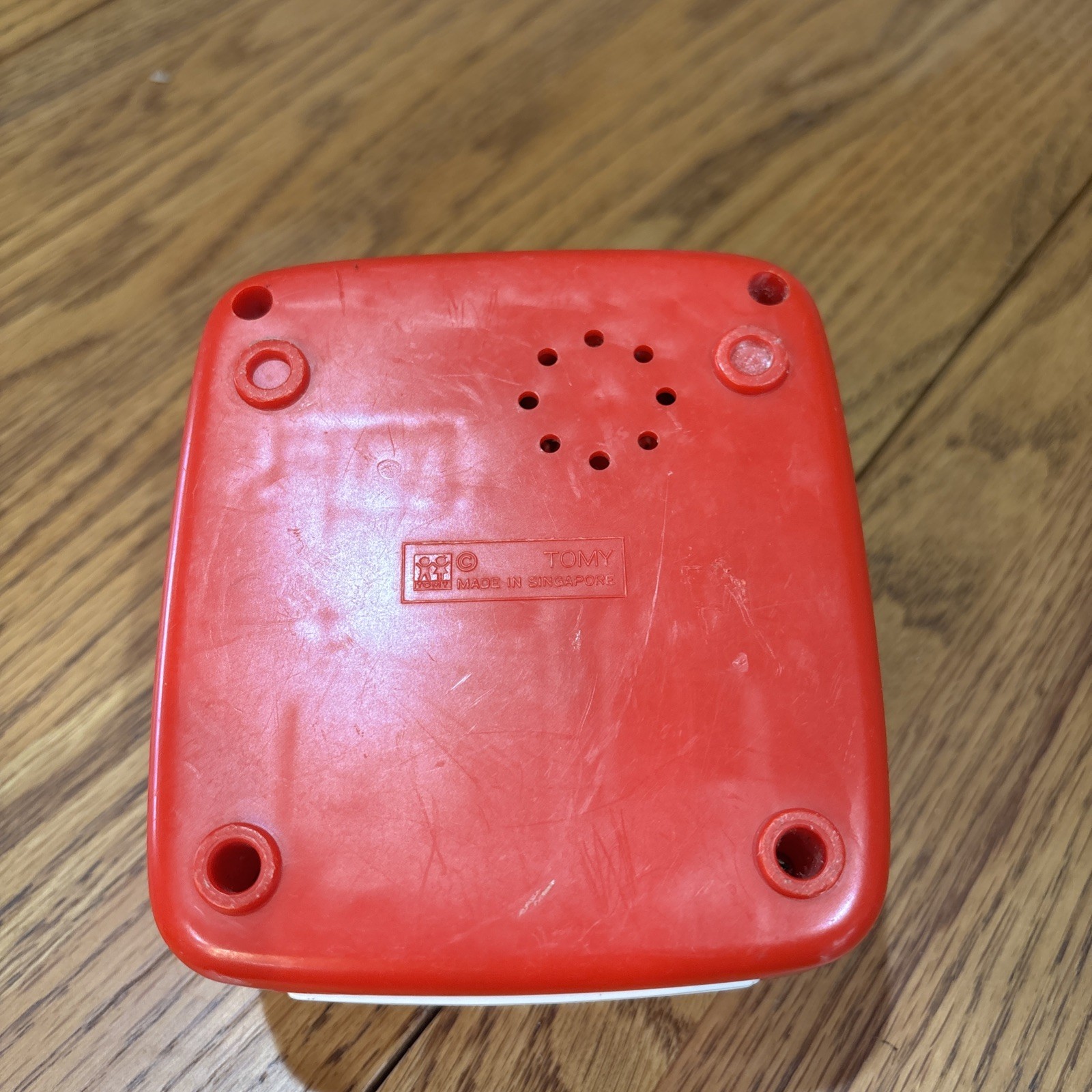 как выглядит Vintage 80s Tomy Ring A Dingy Orange Cash Register Nostalgia Retro GenX Baby Toy фото