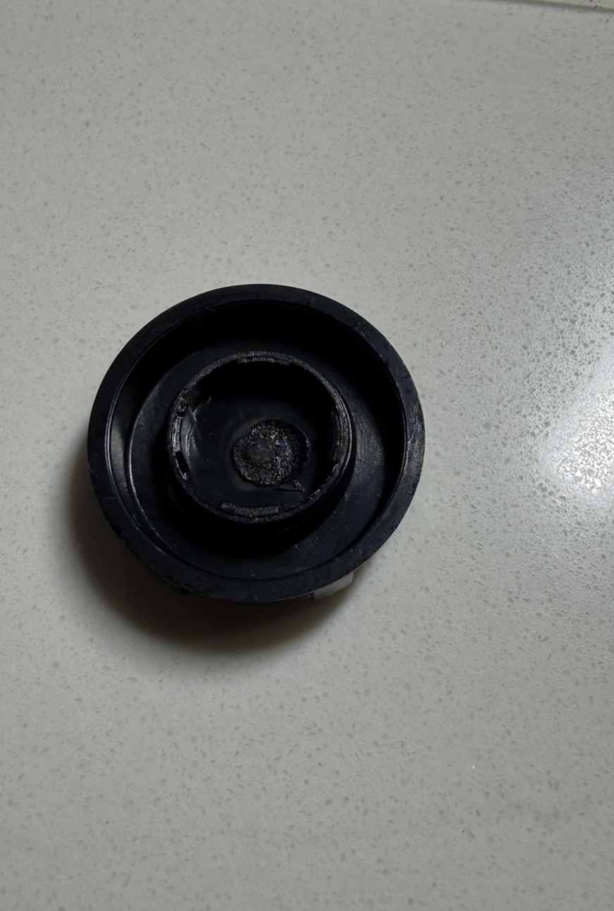 Penn Bearing Cover BATTLE 5000 6000 7000 8000 II III (P/N 233-5000BTL 1211631)