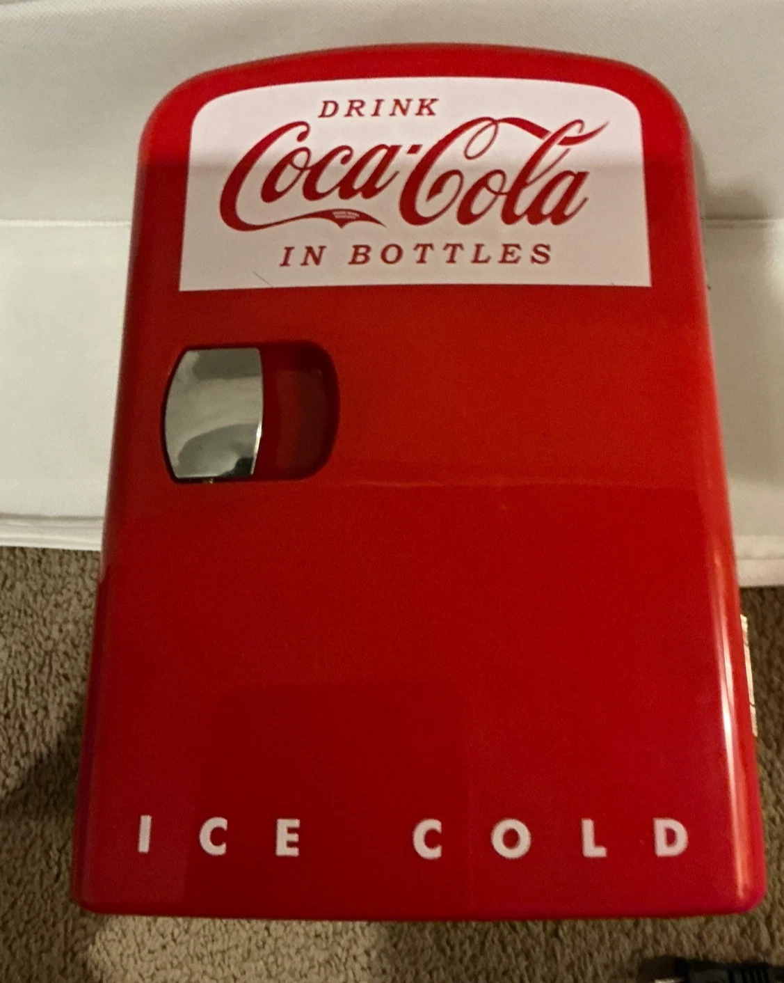 Coca Cola Mini Fridge Cooler Warmer Portable 6 Can AC Power Cord Red 2014