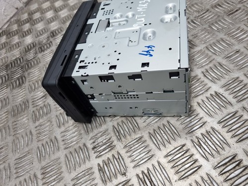 Mitsubishi Outlander Mk3 2014-2016 Radio Cd Player - Picture 8 of 12