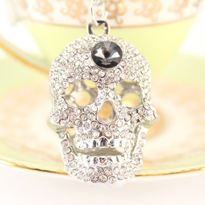Small Silver Skull Fashion Keychain Crystal Charm Halloween Cute Fun Gift 01328