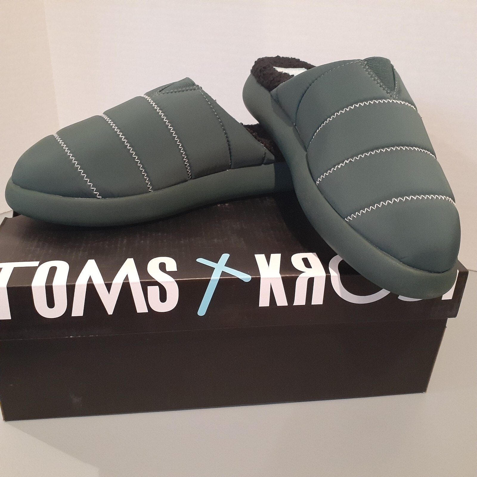 SAOLA Pantofole donna Toms Krost verde tempesta taglia 9 5 scarpe suola rigida nuove con scatola