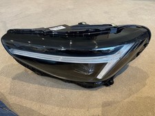 Volvo Xc40 2025 Near Side Headlight 32140438