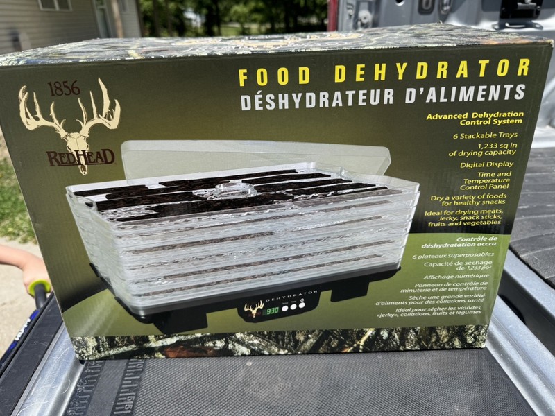 Bass Pro Shops 1856 RedHead 6-Tray Food Dehydrator