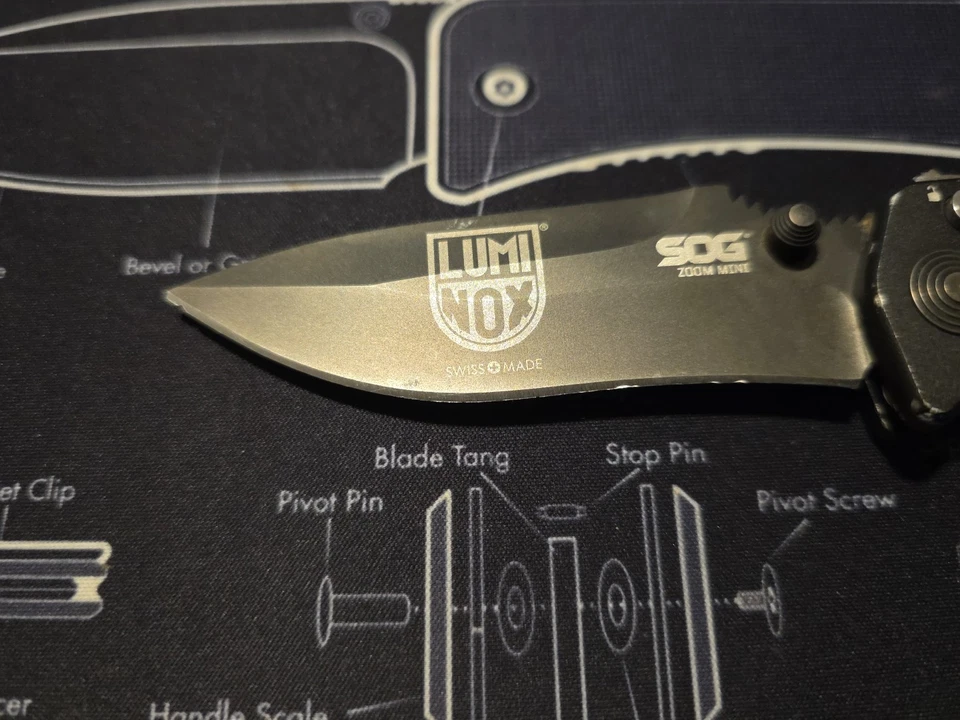 SOG Zoom Mini Pocket Knife Black Drop Point Assisted w/ Safety Function LumiNox - Image 3 of 3
