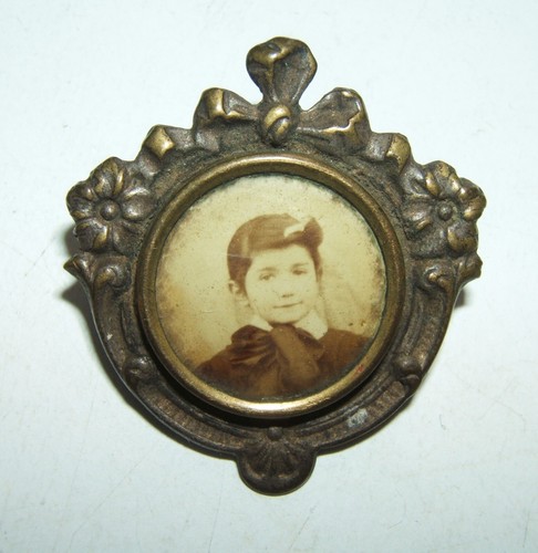 Ancienne Broche Porte-photo Vintage - Métal, Occasion, Trouvaille De Grenier Authentique