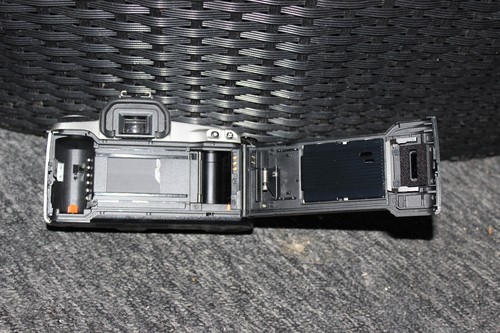 Canon EOS A2, EOS Rebel G & Snappy Cameras - For Parts Or Repairs - Picture 6 of 9