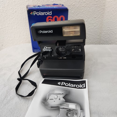 Polaroid One Step 600 Instant Film Camera Built in Flash Strap w/ Box & Manual