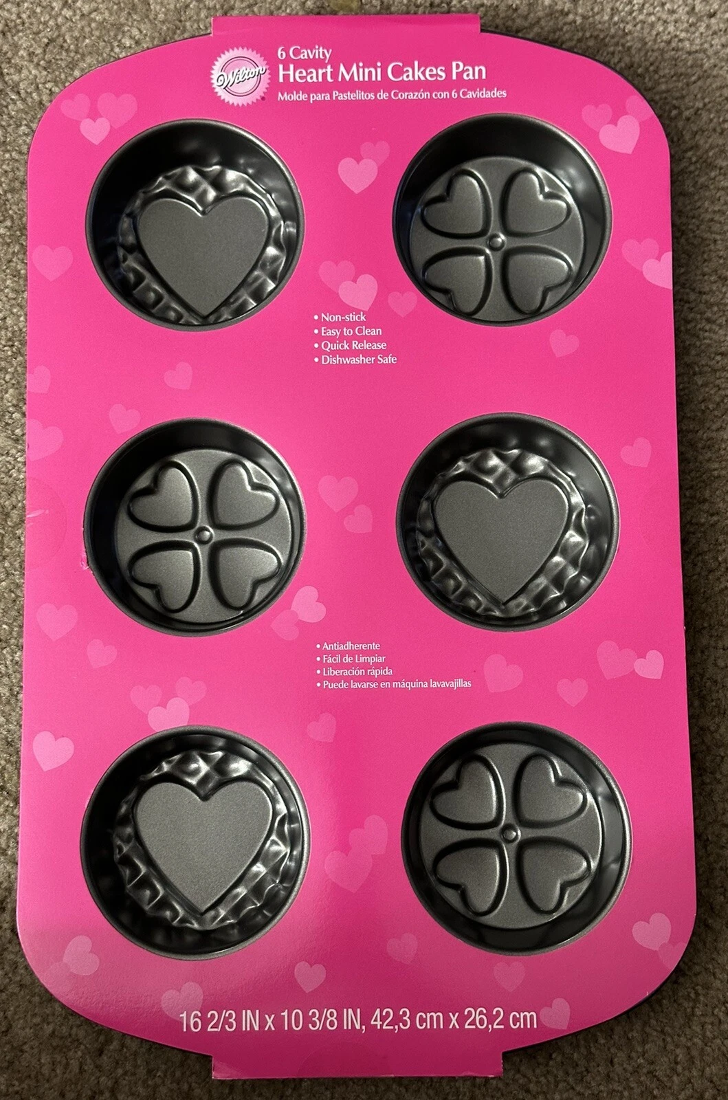 Wilton 6 Cavity Heart Mini Cakes Pan Nonstick Baking Muffin Mold Bakeware New
