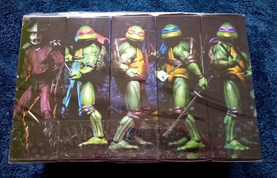 NECA Turtles (1990) Set aus 5 7'' 18 cm inkl. Shredder Leonardo Michelangelo etc