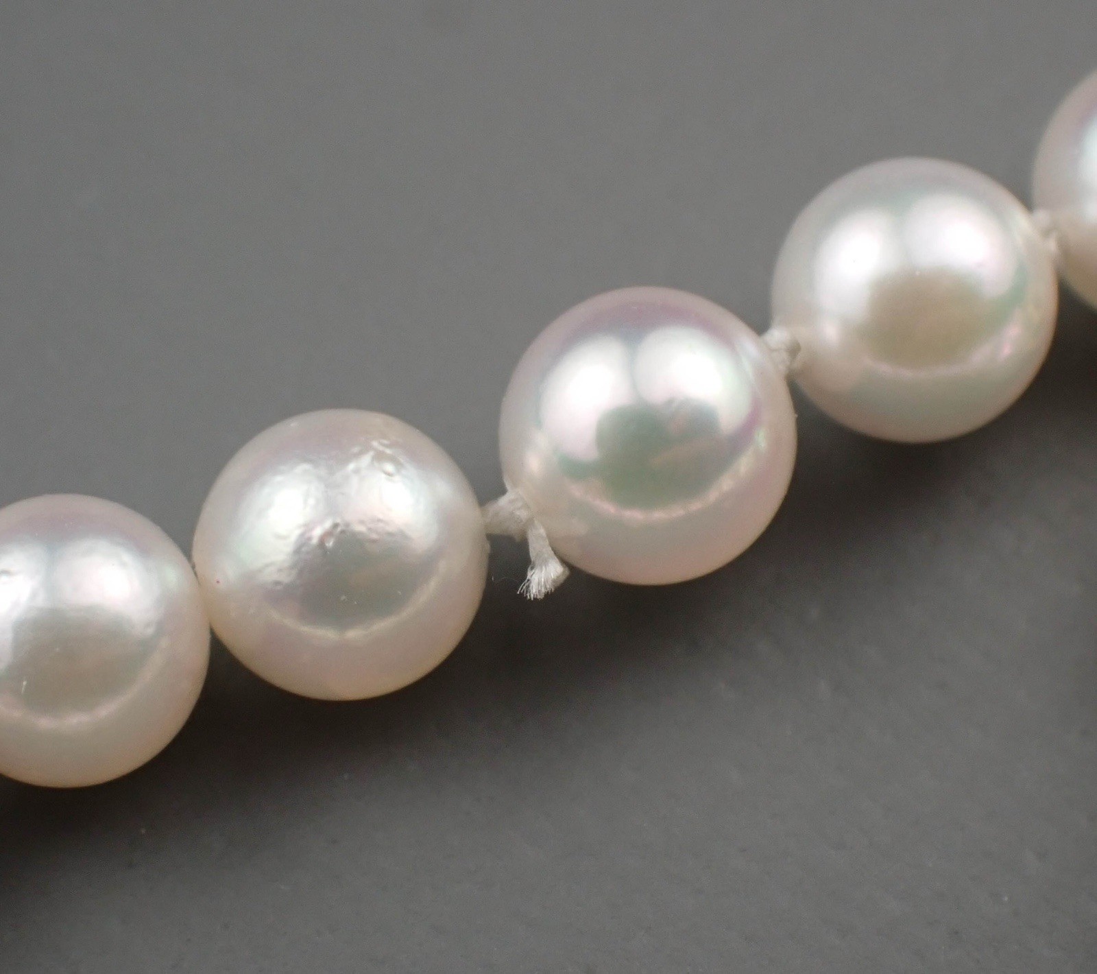14k Solid Gold White Pearl Double Stranded 7.25 I… - image 8