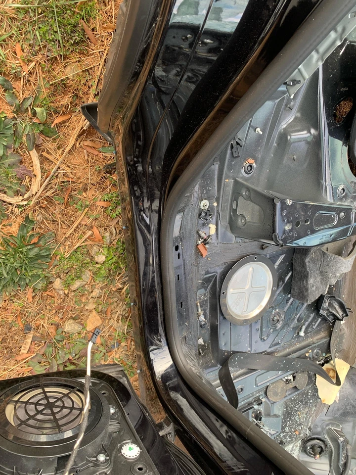 2015 - 2018 PORSCHE CAYENNE OEM RIGHT ROCKER PANEL *STRUCTURE CUT* Foto 4 de 4