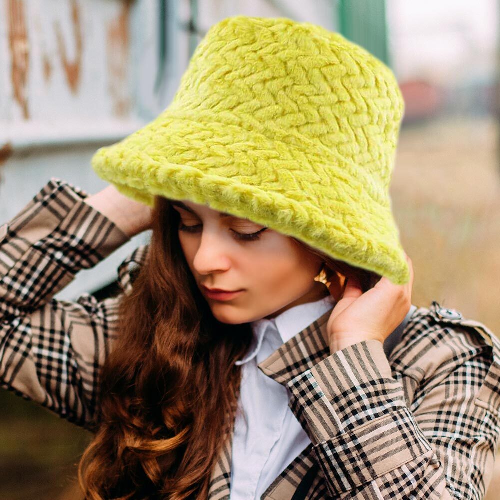 Zig Zag Design Faux Fur Wide Brim Soft Quality Warm Winter Bucket