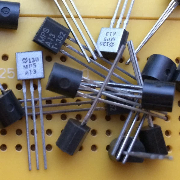 0.5A 30V NPN Darlington Pair Transistor MPSA13 High Gain hfe:5000 625mW TO-92