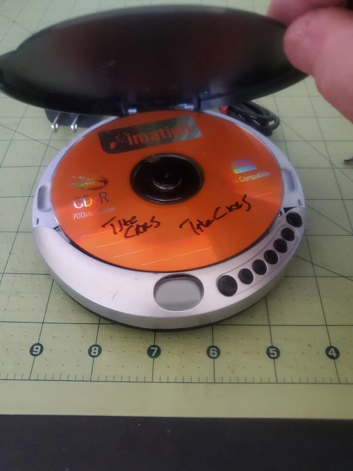 Reproductor de CD Jensen CD-60C pared anti saltos, alimentación USB o baterías  Foto 2 de 4