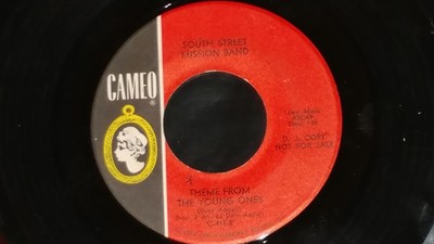 South Street Mission Band - Theme From The Young Ones / Hooka Tooka (7'', Single,