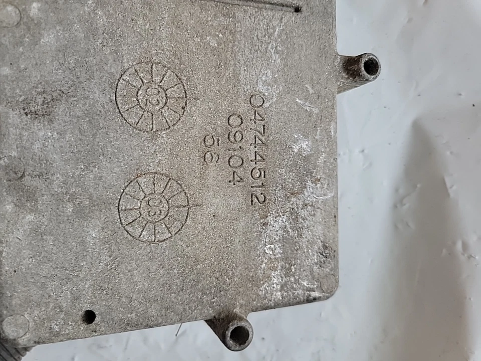 Computadora Dodge Neon pcm ecu ecm 2002 P05034002AC DEBE COINCIDIR CON TU PIEZA ORIGINAL. Foto 3 de 4