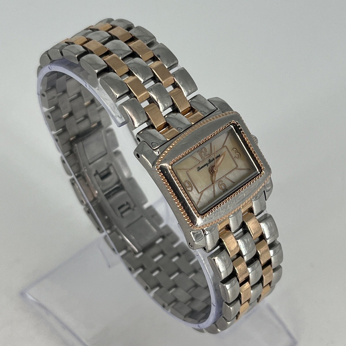 Tommy Bahama Womens Watch 34mm MOP Two Tone Chronograph Date New Battery 6.25\