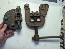 H1 5N Vintage PARTS REPAIR Uncleaned Unrestored Blue Pipe Vise Plumbing USA