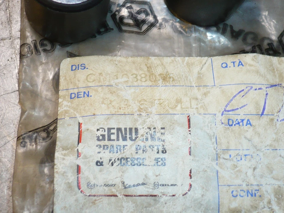 6 GALETS PIAGGIO CM1038035 VESPA LX LXV S 125 X8 BEVERLY LIBERTY TYPHOON 125 - Photo 2/4