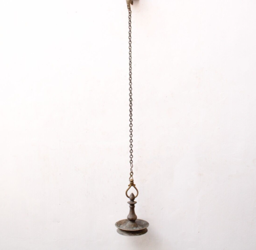Antique Hanging Lamp Vintage Hindu Temple Home / Garden Decor Pooja Oil Lamp Old - Afbeelding 1 van 7