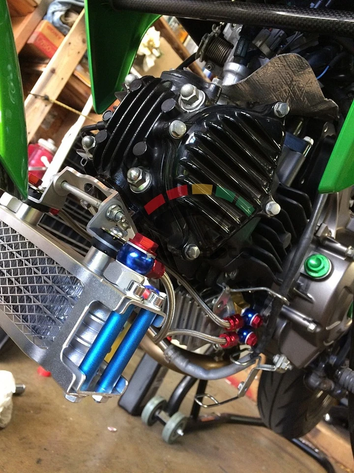 ENFRIADOR DE ACEITE PARA MOTOR KAWASAKI Z125 PRO MORIN ALUMINIO ALTA CALIDAD 2017-2025 Foto 4 de 4