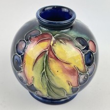 Vintage Mid Century Moorcroft Leaves And Berries Pattern Vase 8cm