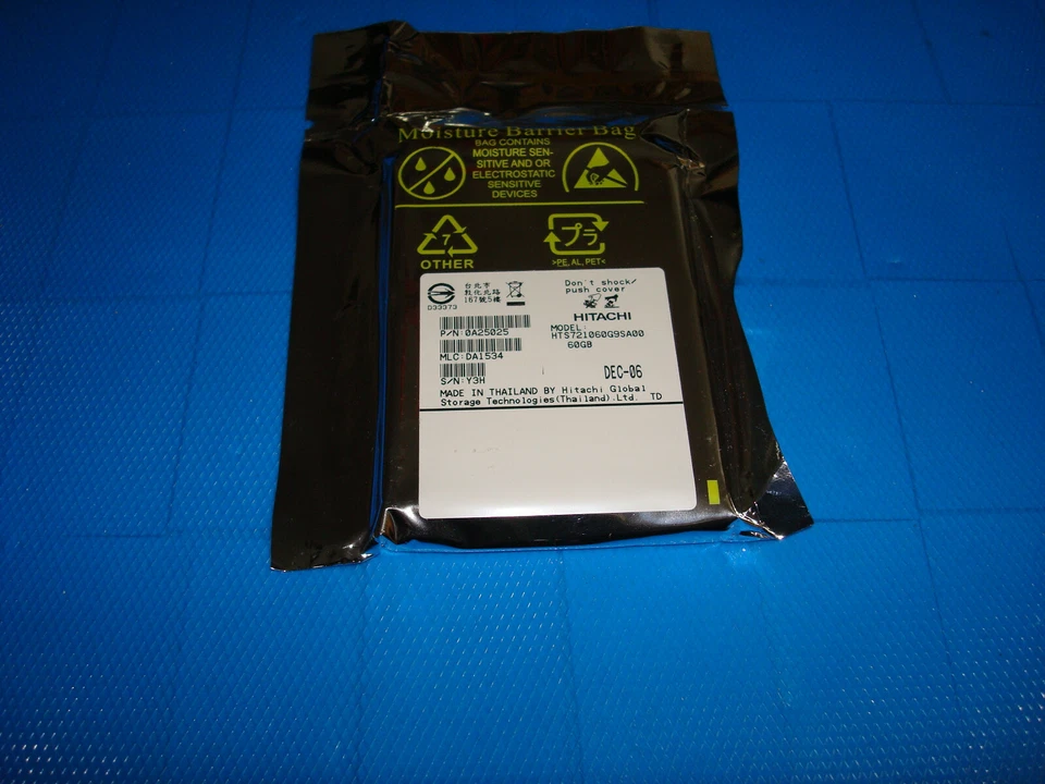 1x NEW-Sealed Hitachi Travelstar 60GB SATA 2.5" Hard Drive- HTS721060G9SA00 - Image 2 of 2