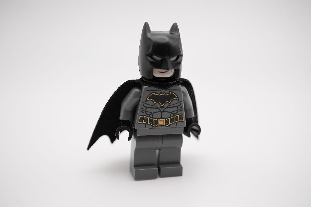 LEGO® Batman Minifigure - Dark Bluish Gray Suit w/ Cape & Mask