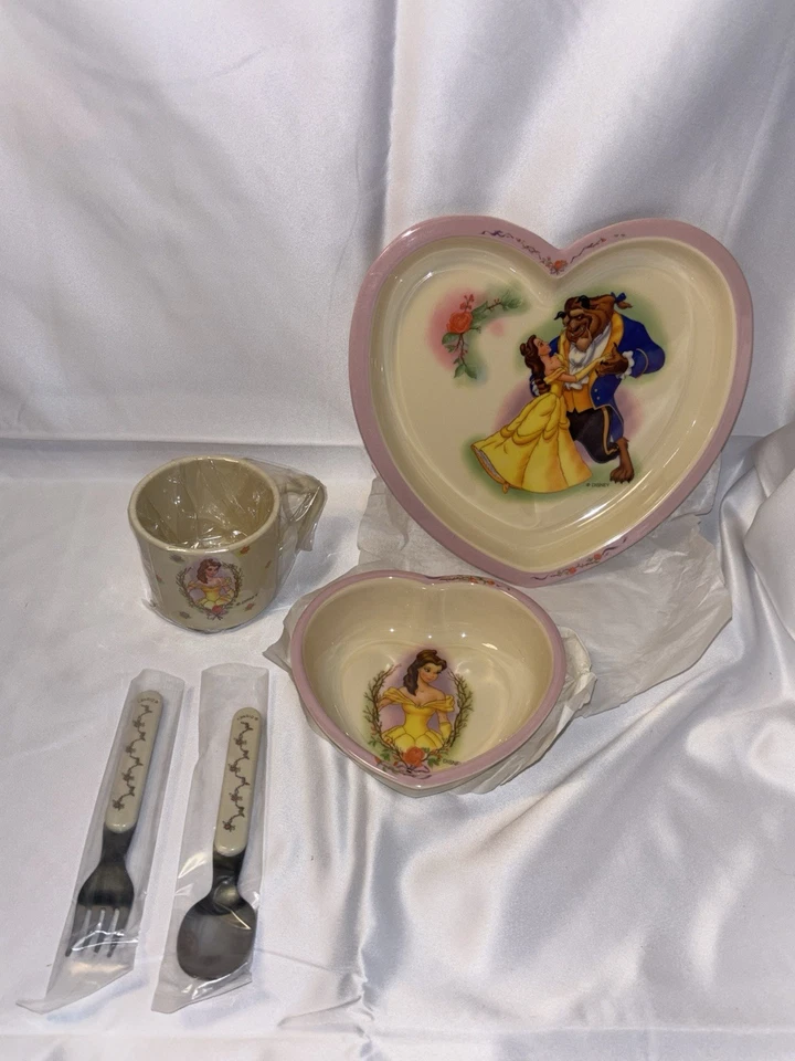 Conjunto de louça vintage Disney Beauty and the Beast prato tigela xícara, etc. NOS - Imagem 2 de 4