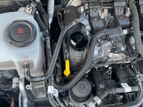 BLACK BILLET ALUMINUM OIL FILLER CAP MQB VW MK8 2.0 EA888 EVO4 GEN4 GOLF R GTI - Picture 5 of 5