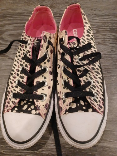 converse leopard print pink
