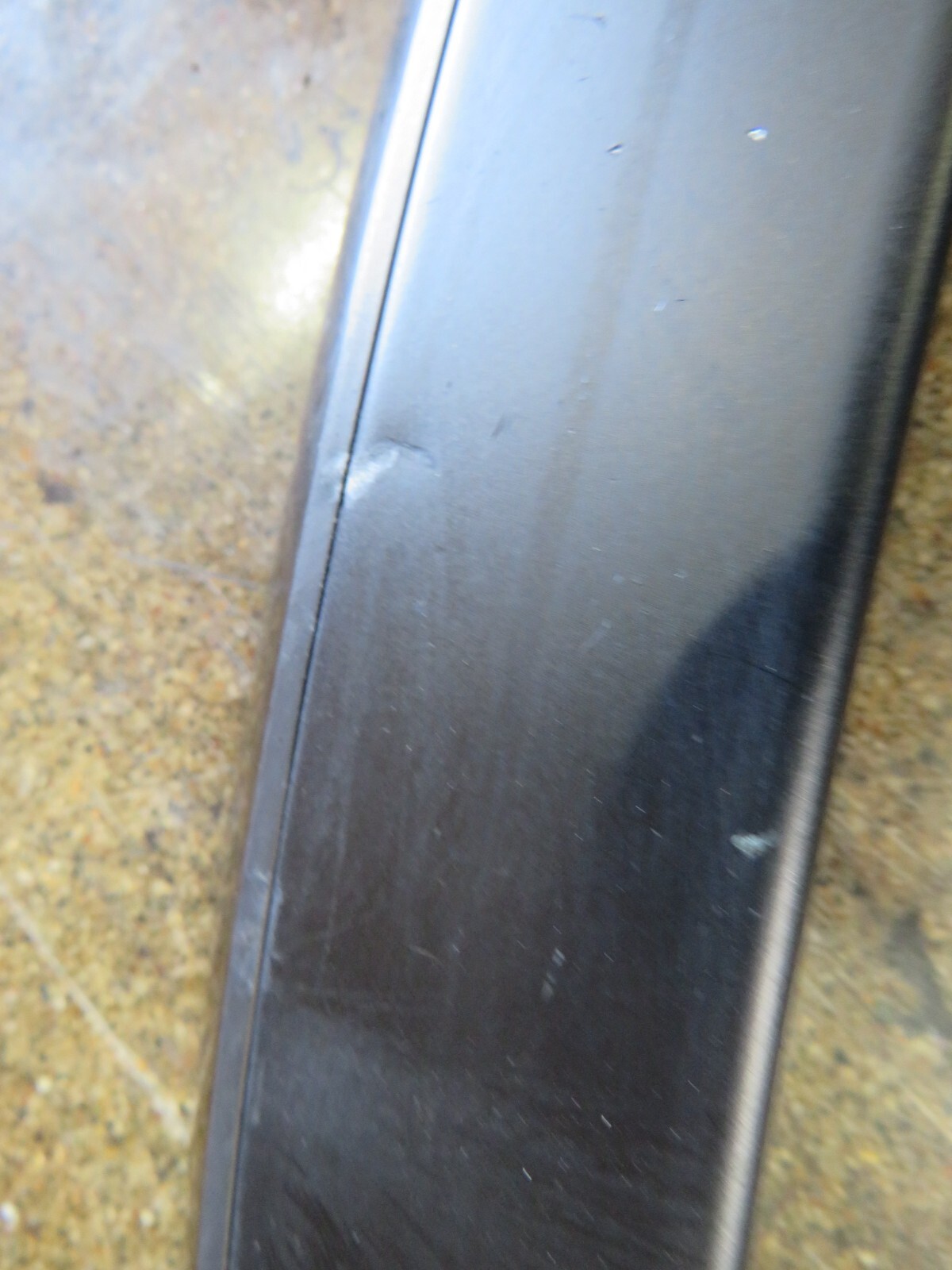 Maserati Granturismo, GranCabrio, Upper Moulding, Scuffed, Used, P/N 85220300