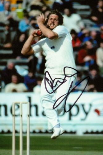 Ian Beefy Botham Signed 6x4 Photo England Cricket Ashes Genuine Autograph + COA - Picture 1 of 3