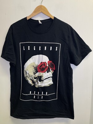 Legends Never Die Skull and Roses Graphic Black T Shirt Men's Size L  Logo EUC