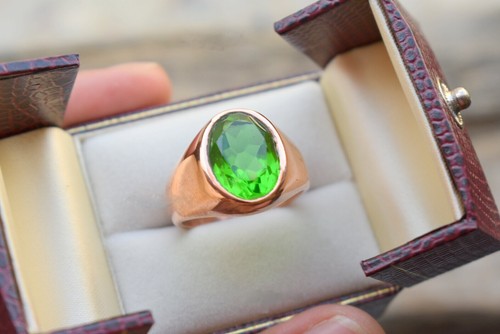 Solid 925 Sterling Silver Green Peridot Zircon Cut Gemstone Birthday Men's Ring - Picture 6 of 11
