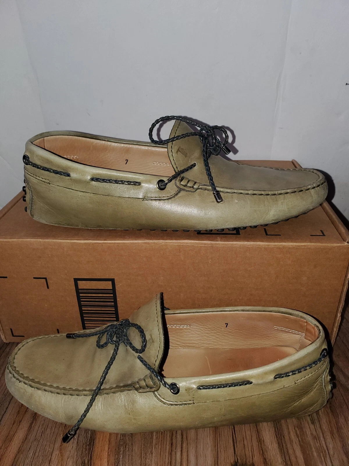 TOD’S Mocassini Tod's colore raro uomo 7 vera pelle italiana verde oliva vendita al dettaglio $625