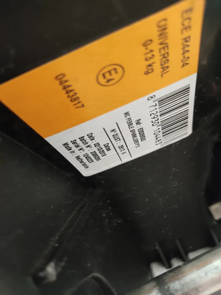 MaxiCosi Babyschale und Isofix-Station unfallfrei, 2wayfix und peppleplus, 2018  - Bild 4 von 4